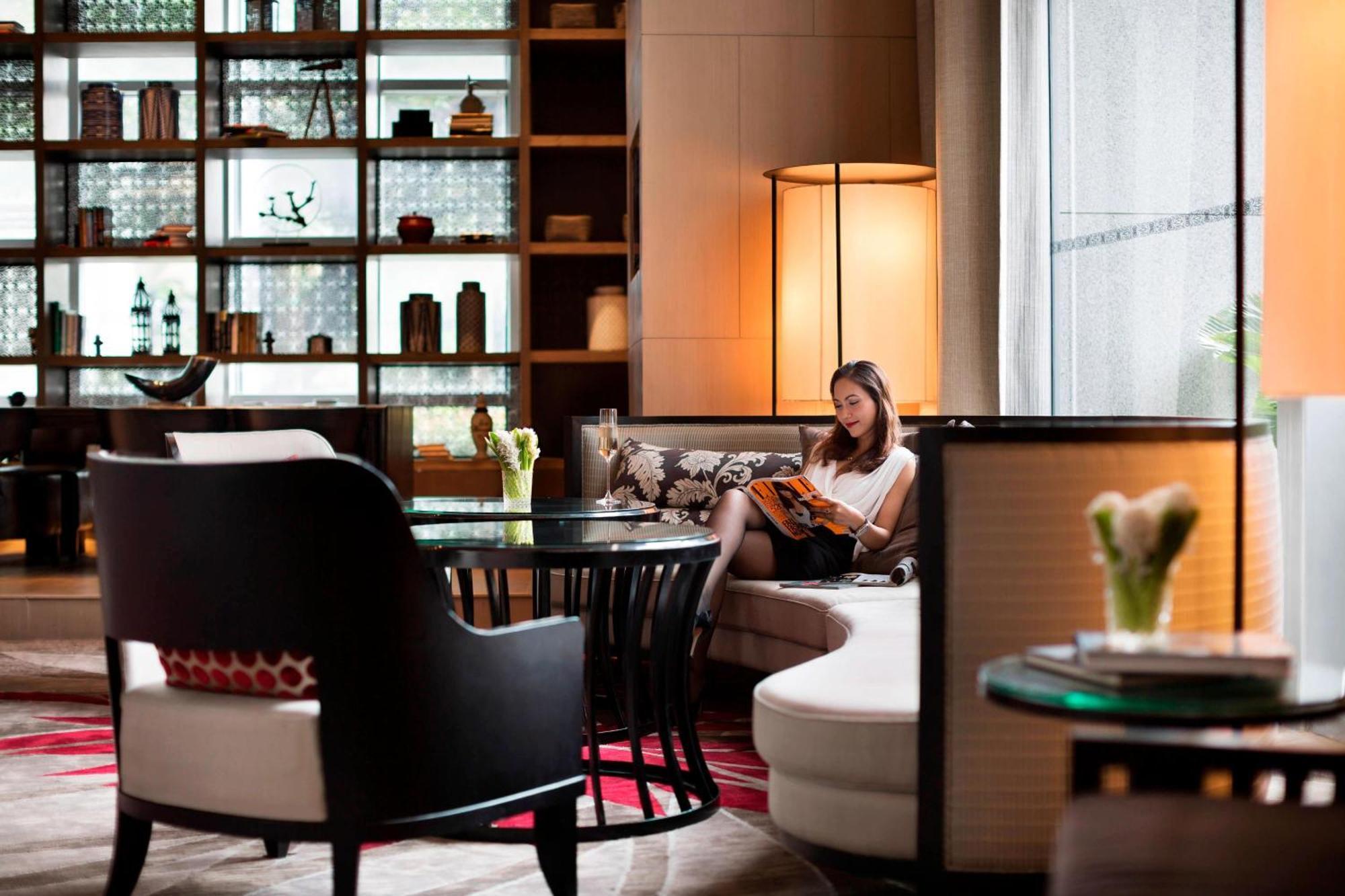 Bangkok Marriott Hotel Sukhumvit Exterior foto The Library